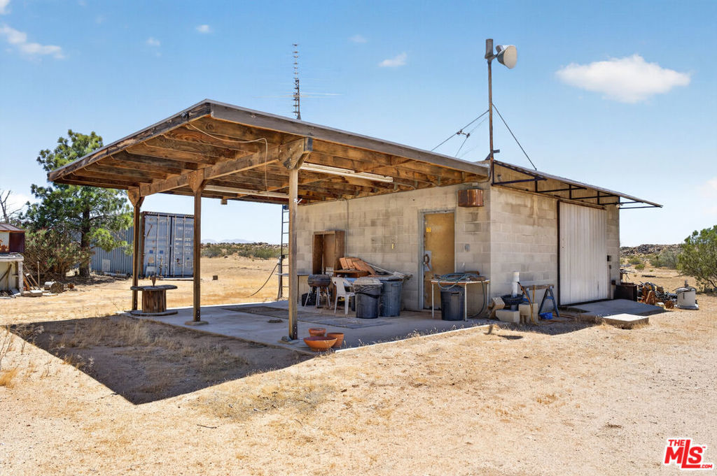 main property photo 15