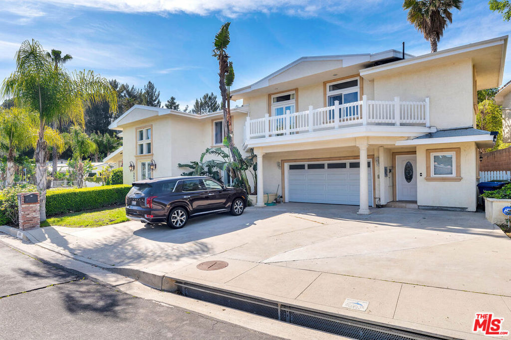 main property photo 25