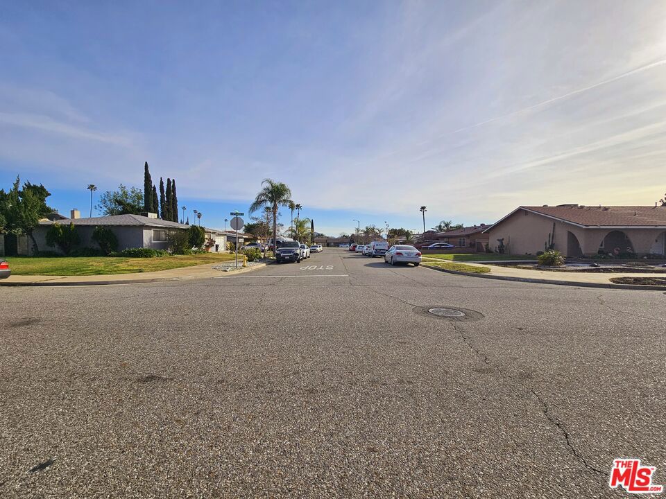 main property photo 25