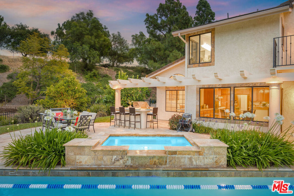 main property photo 59