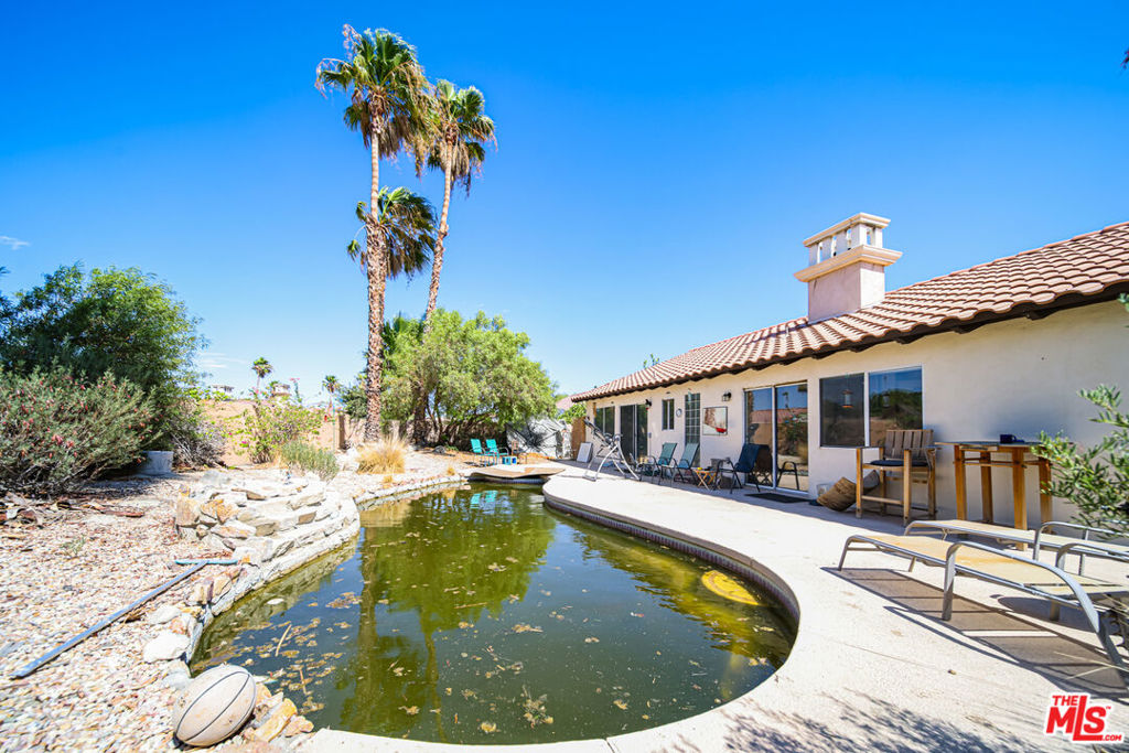 main property photo 22