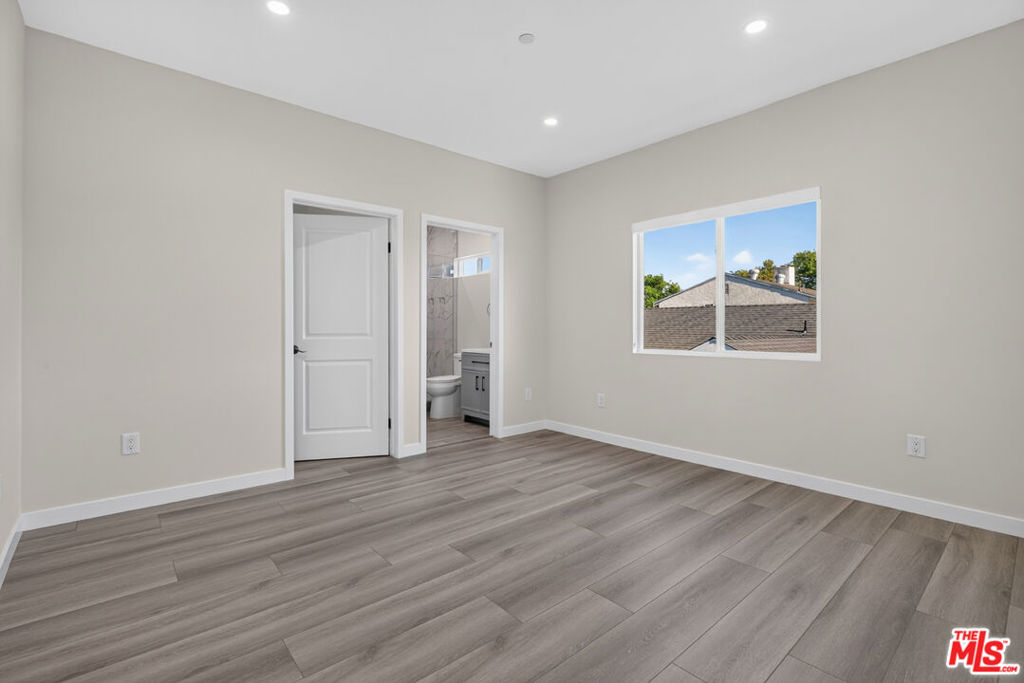 main property photo 61