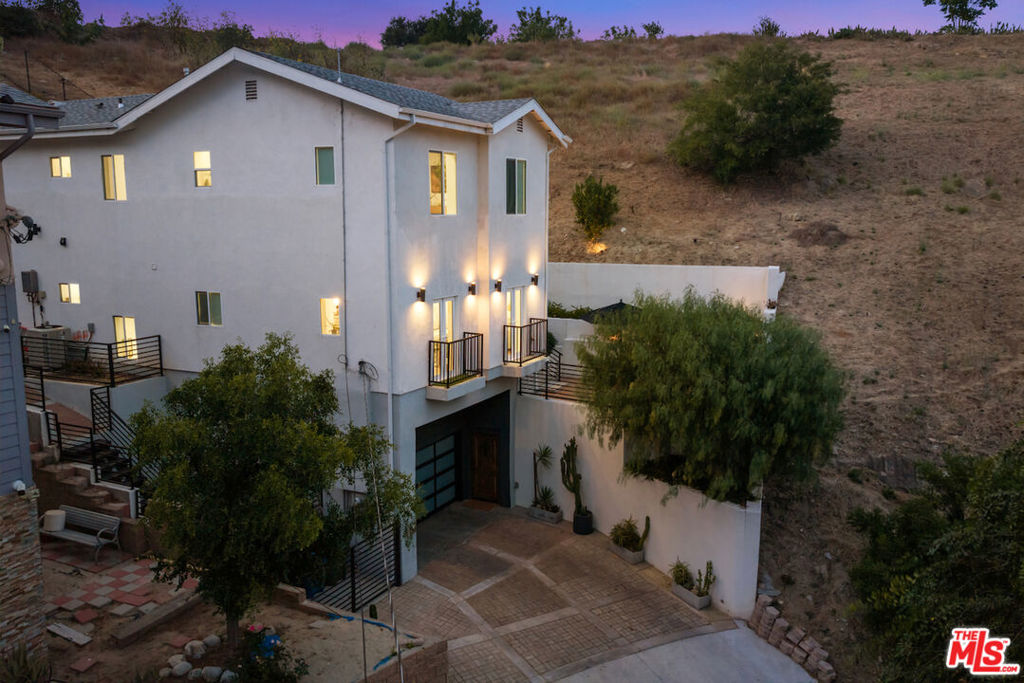 main property photo 55