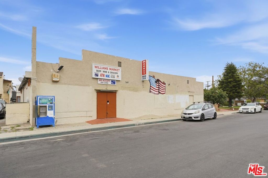 main property photo 5