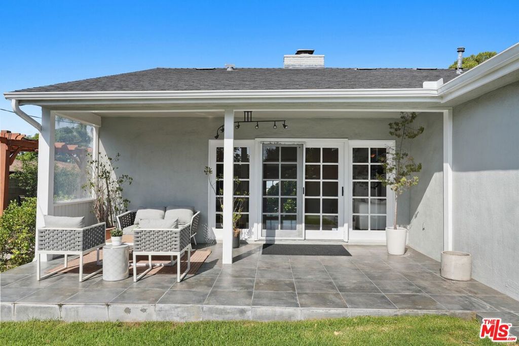 main property photo 38
