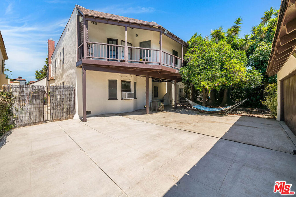 main property photo 28