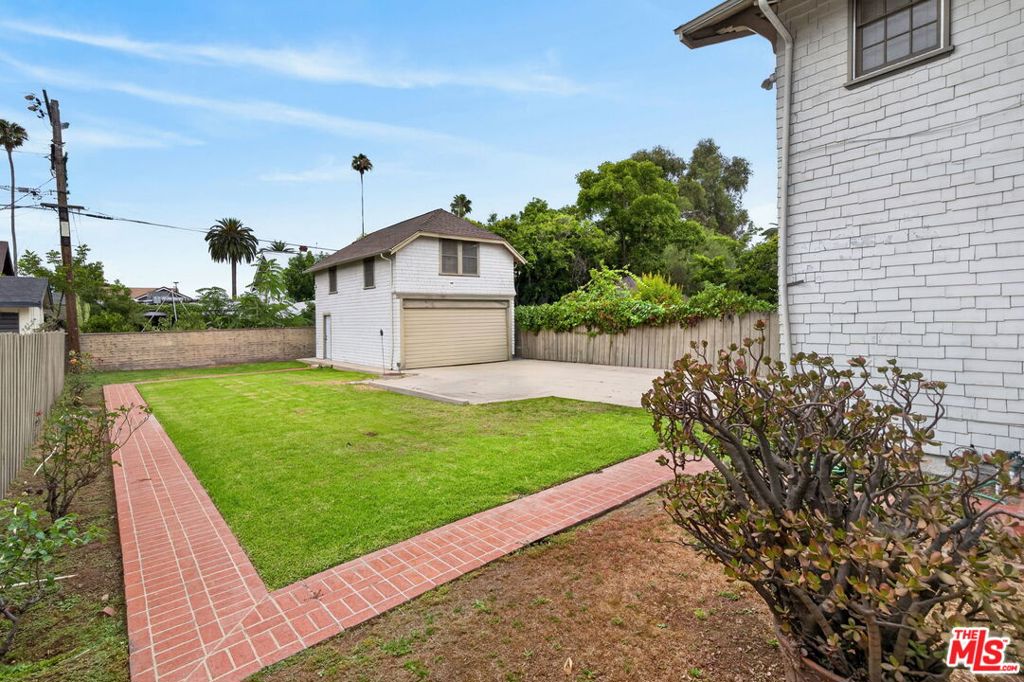 main property photo 58