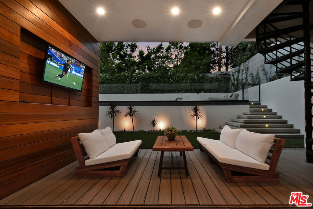 main property photo 63