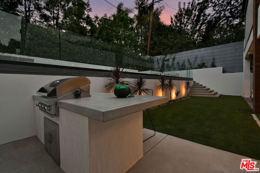 main property photo 66