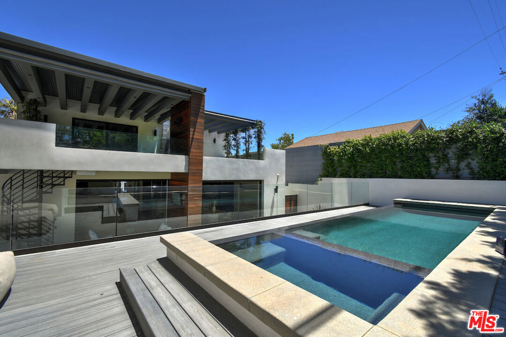 main property photo 72