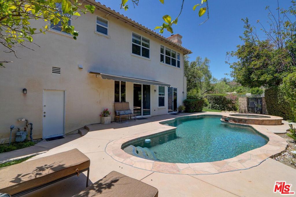 main property photo 22