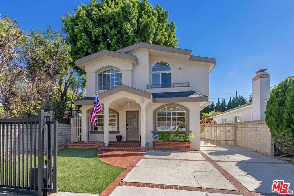 main property photo 24