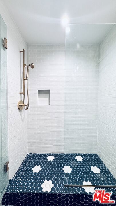 main property photo 66