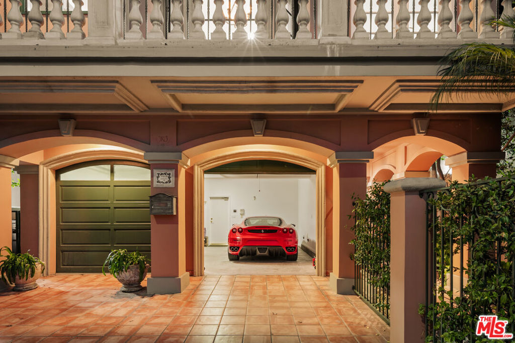 main property photo 35