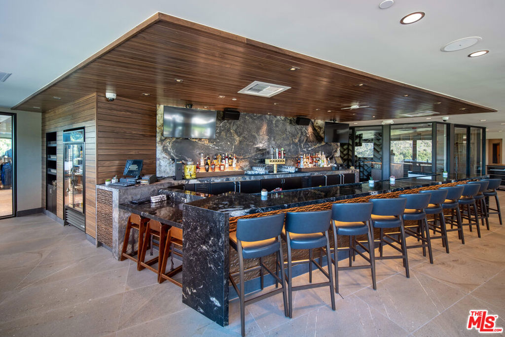 main property photo 65
