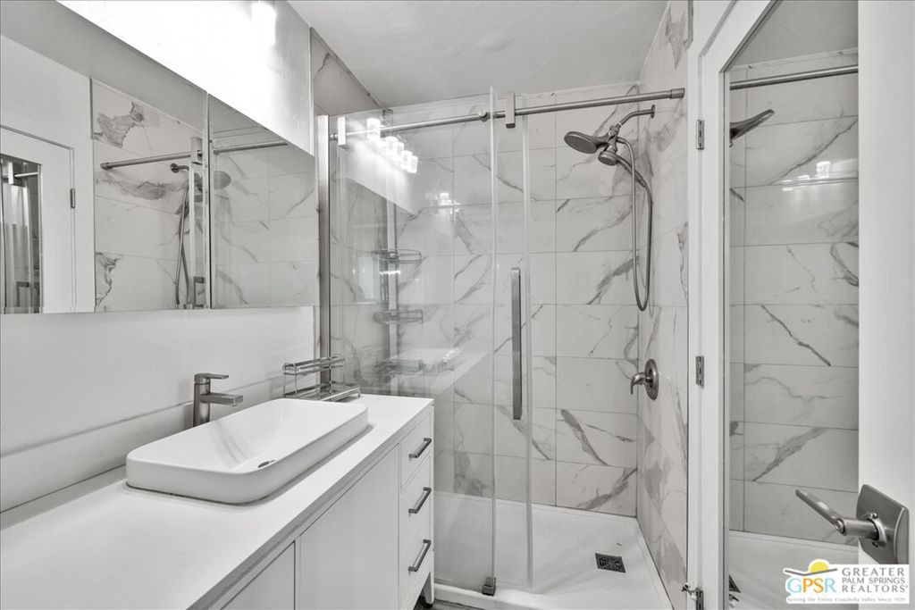 main property photo 66
