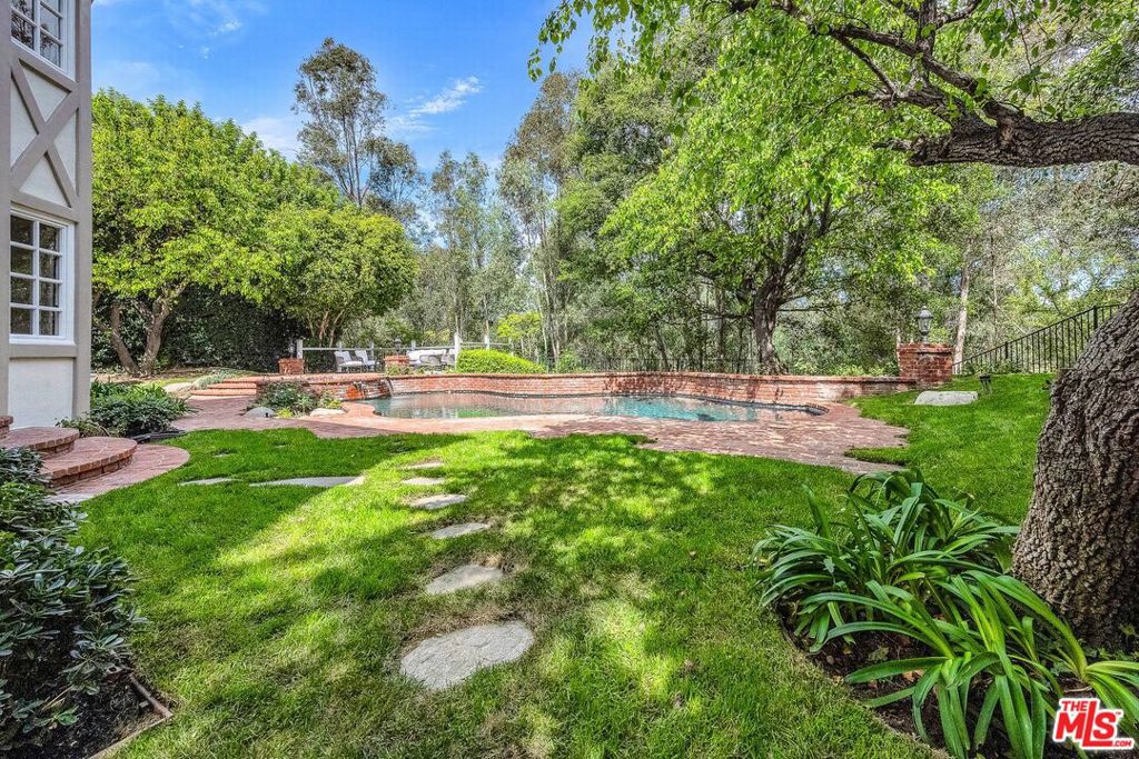 main property photo 58