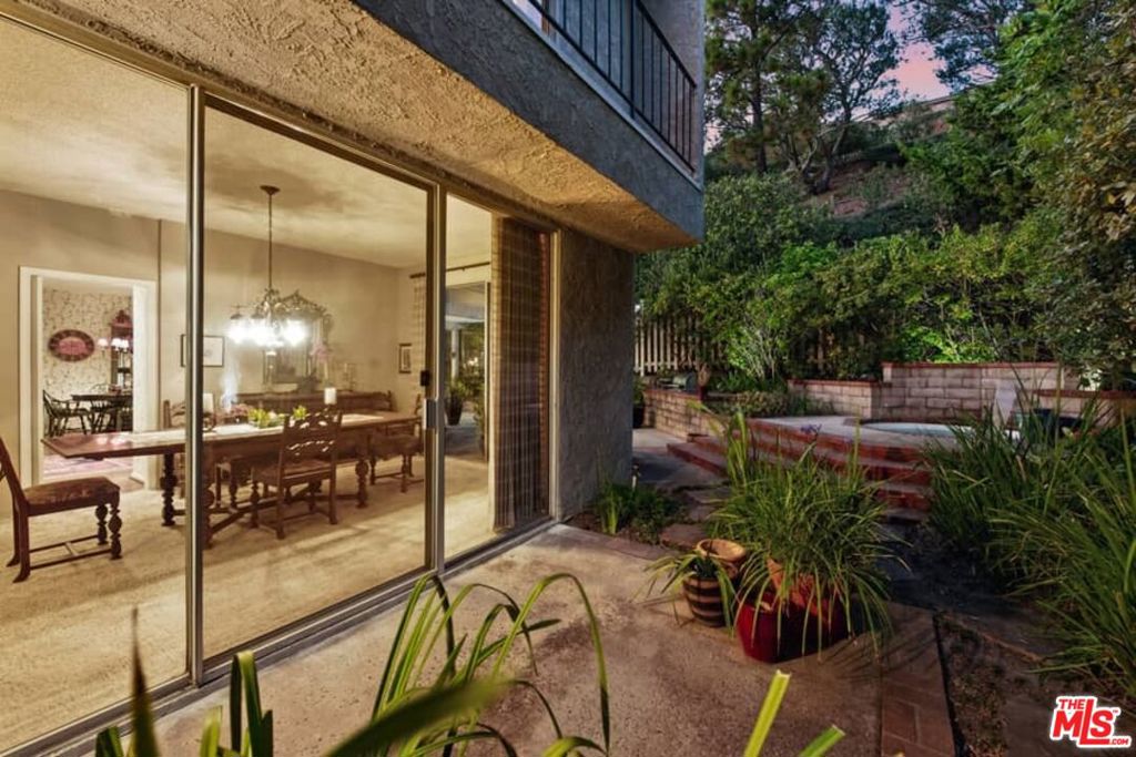 main property photo 61