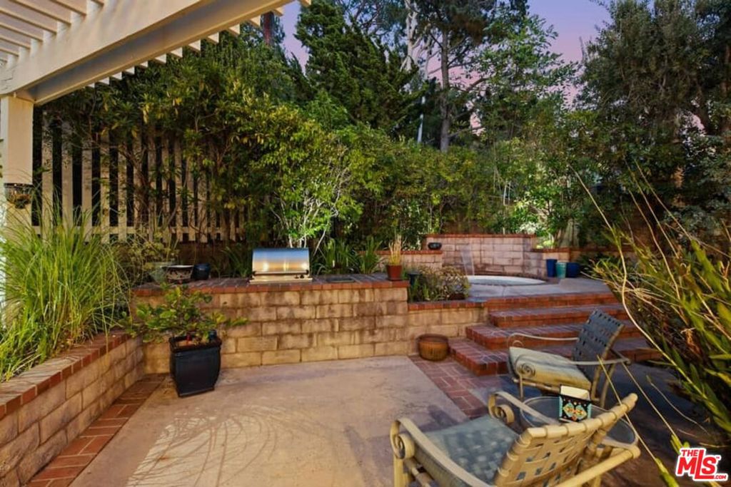 main property photo 62