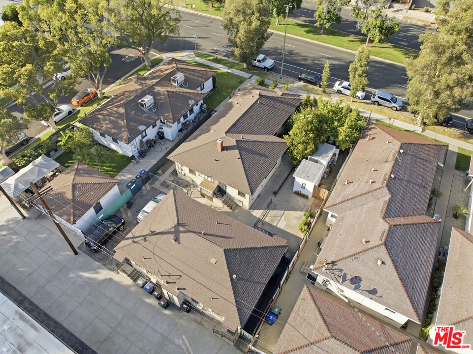 main property photo 64