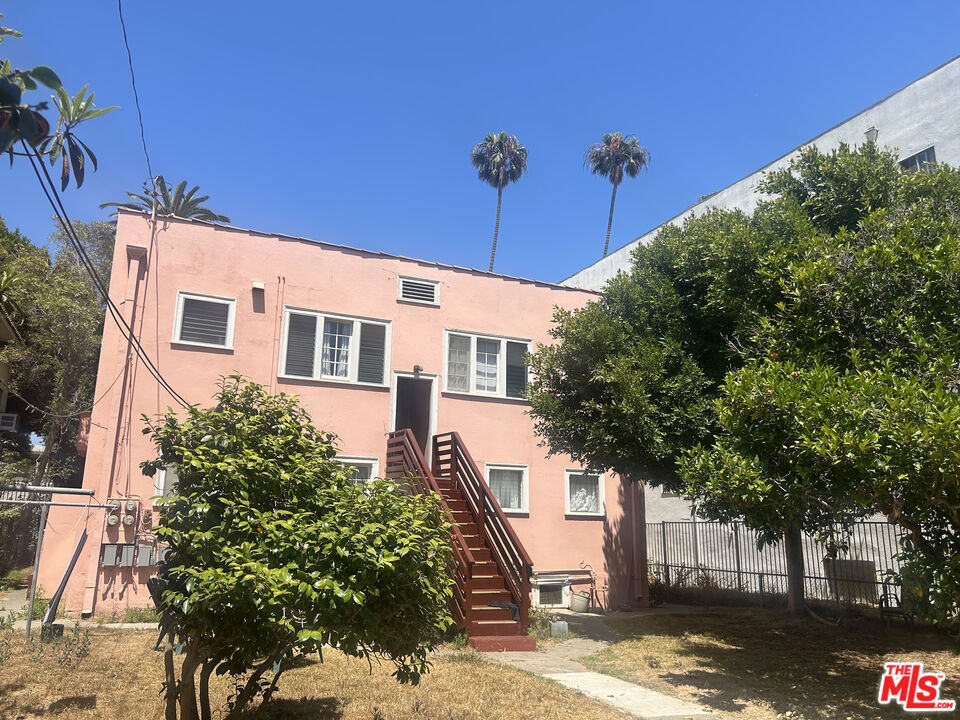 main property photo 2