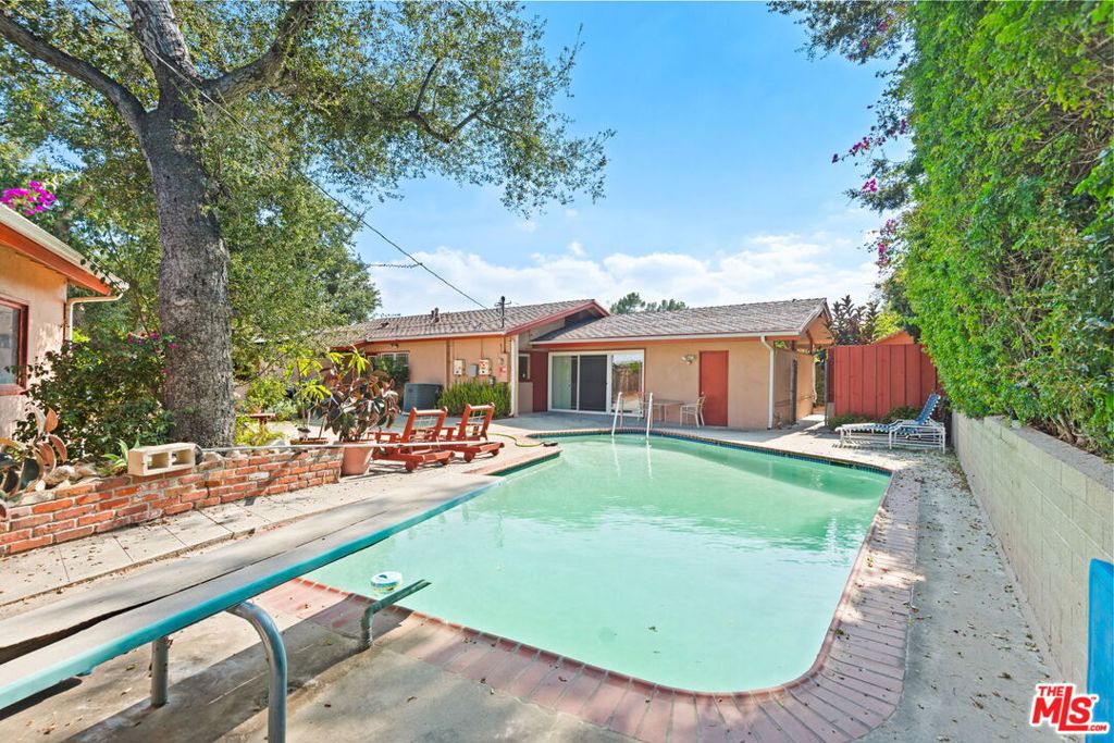 main property photo 57