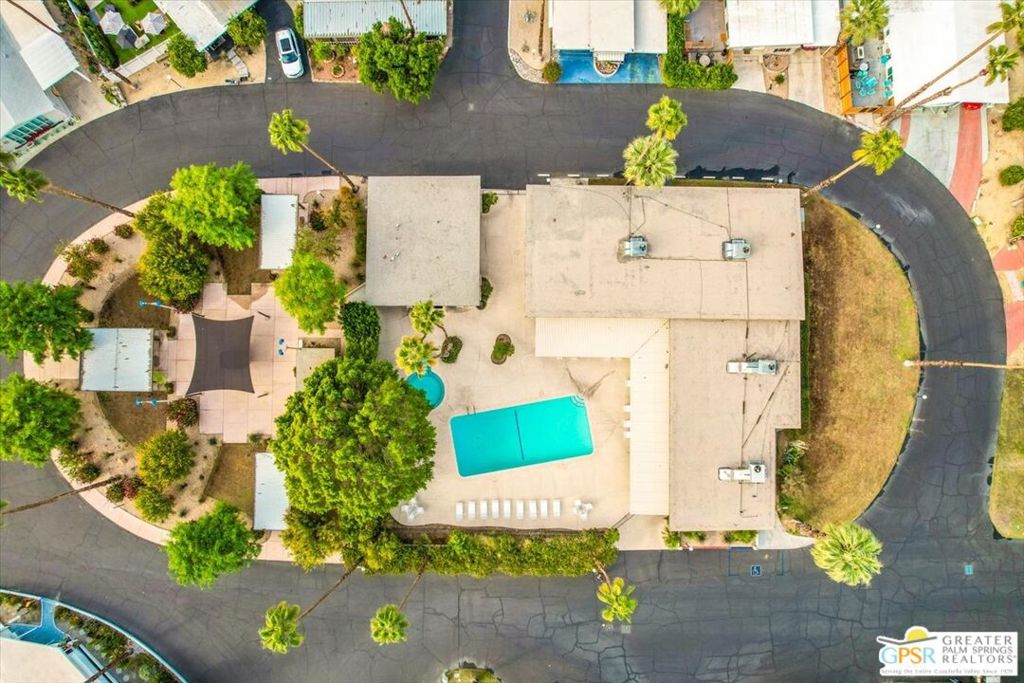 main property photo 44