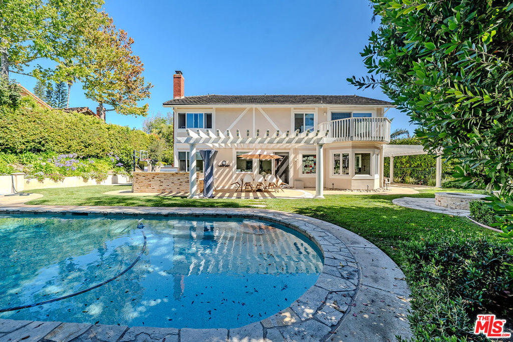 main property photo 48