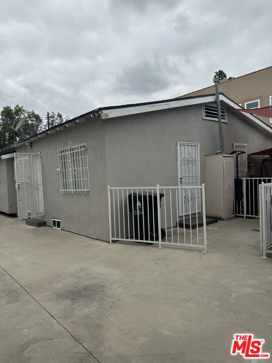 main property photo 12