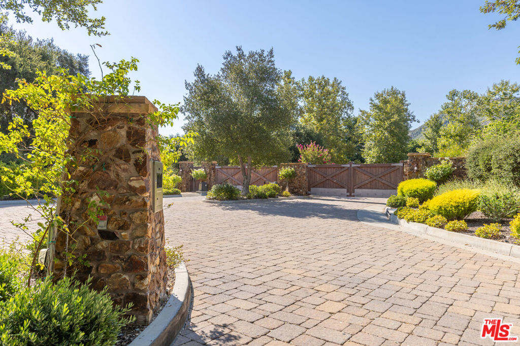 main property photo 62