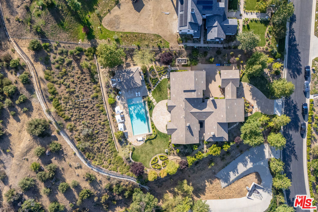 main property photo 66