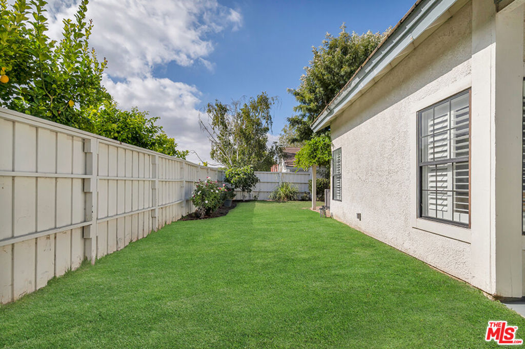 main property photo 11