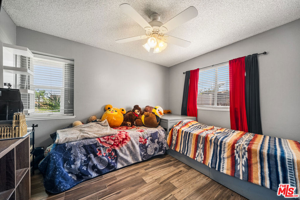 main property photo 17