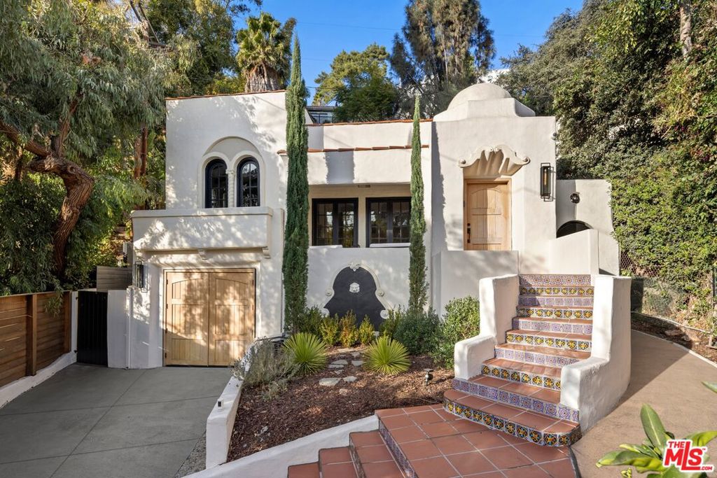 main property photo 24