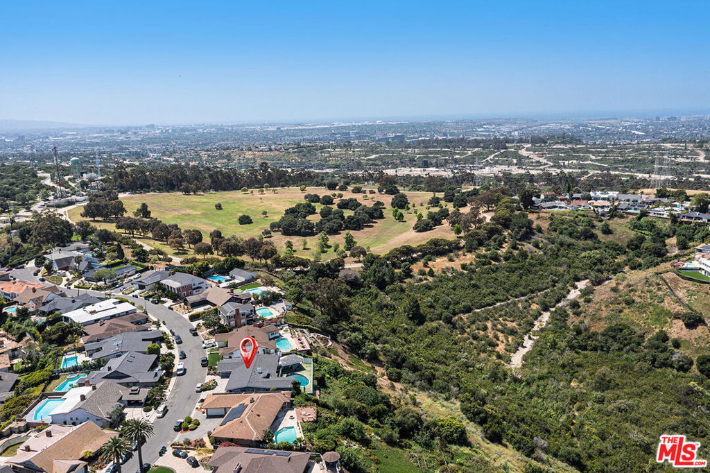 main property photo 51
