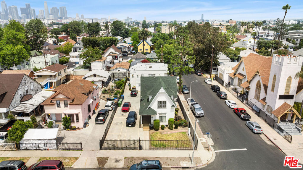 main property photo 27