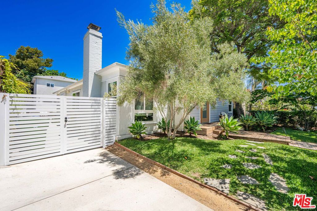 main property photo 51
