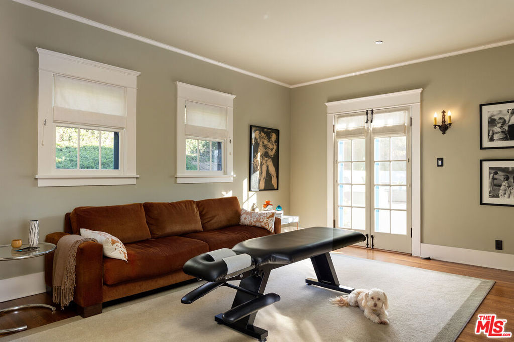 main property photo 43