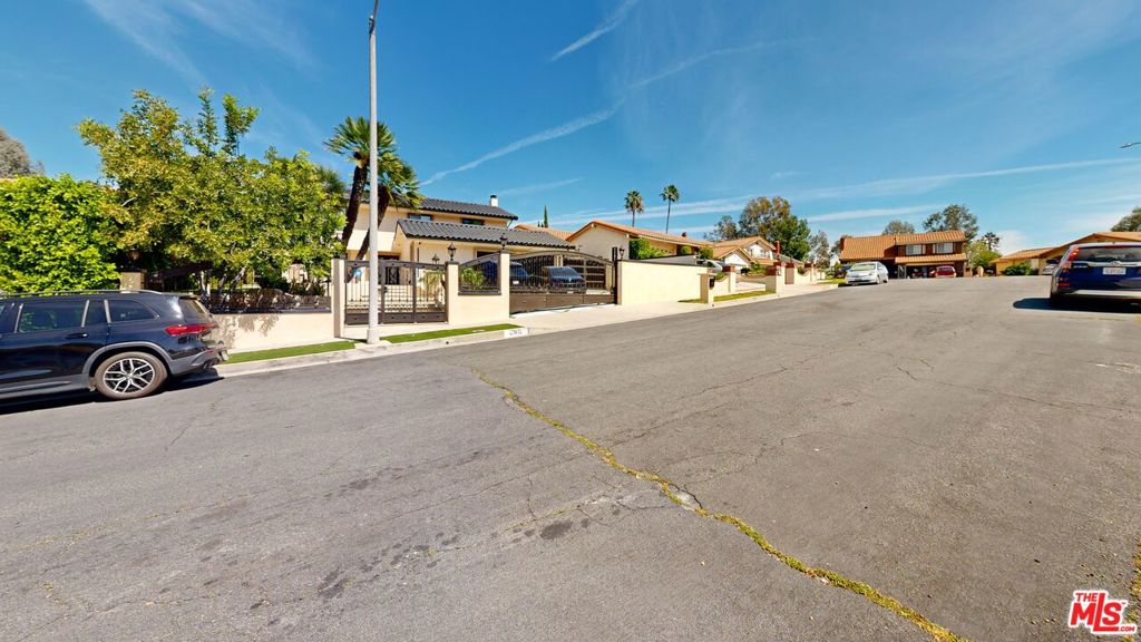 main property photo 54