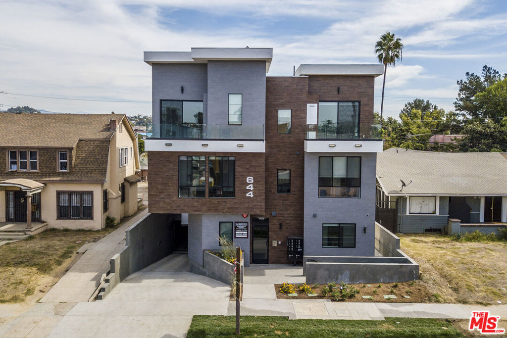 main property photo 1
