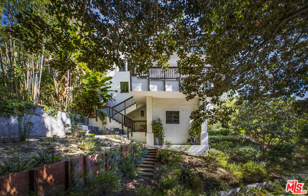 main property photo 43
