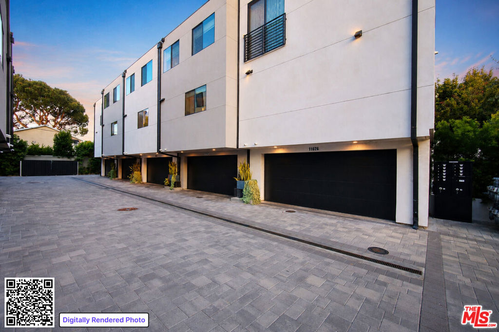 main property photo 46