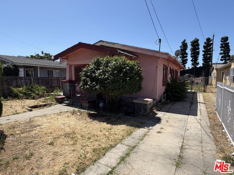 main property photo 1