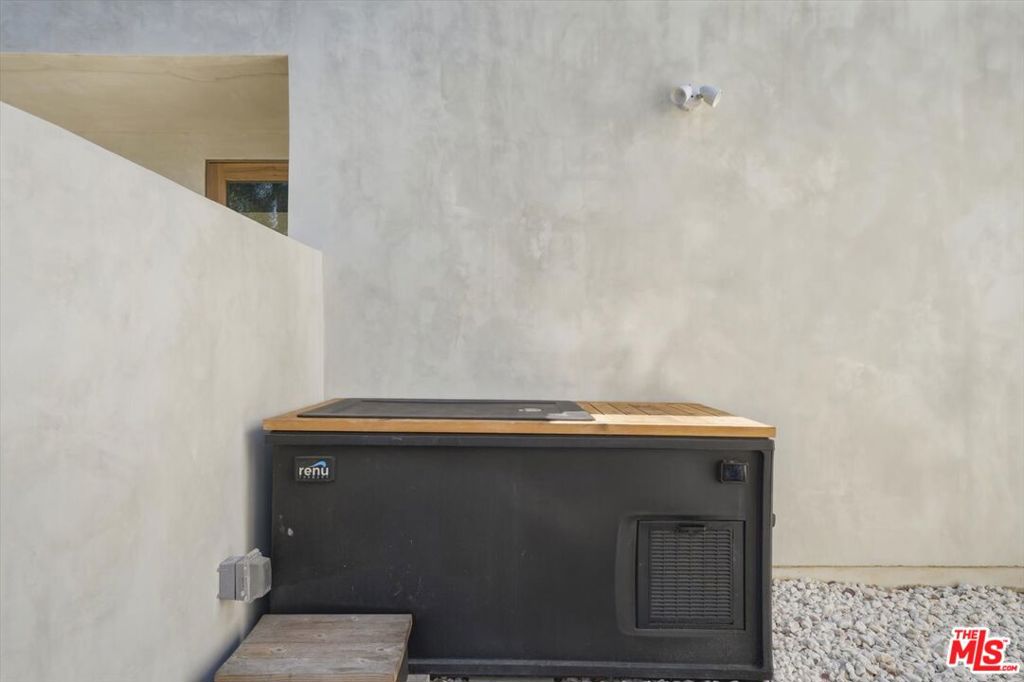 main property photo 68