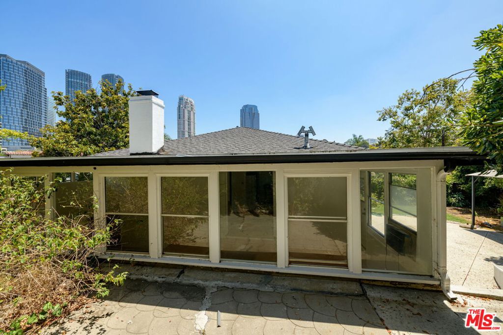 main property photo 29