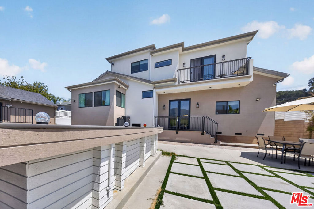 main property photo 51