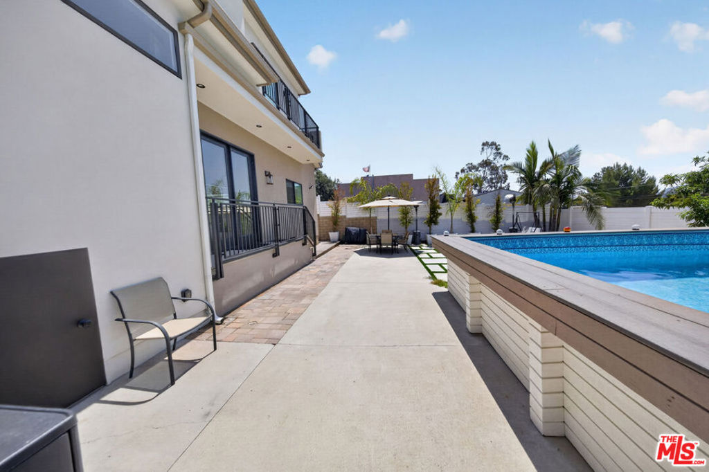 main property photo 57