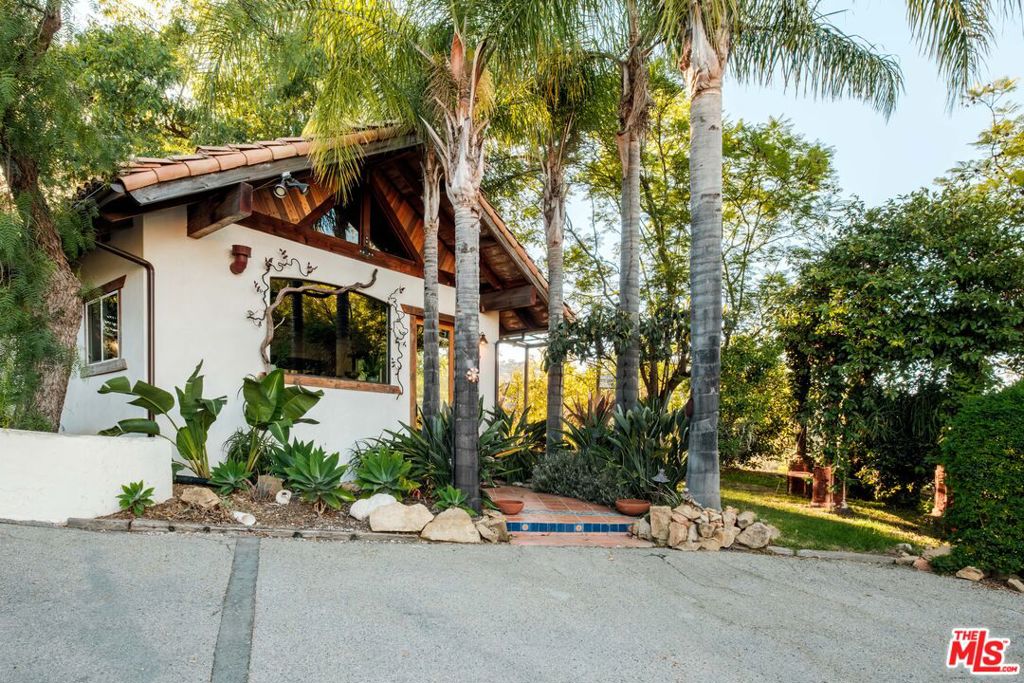 main property photo 51