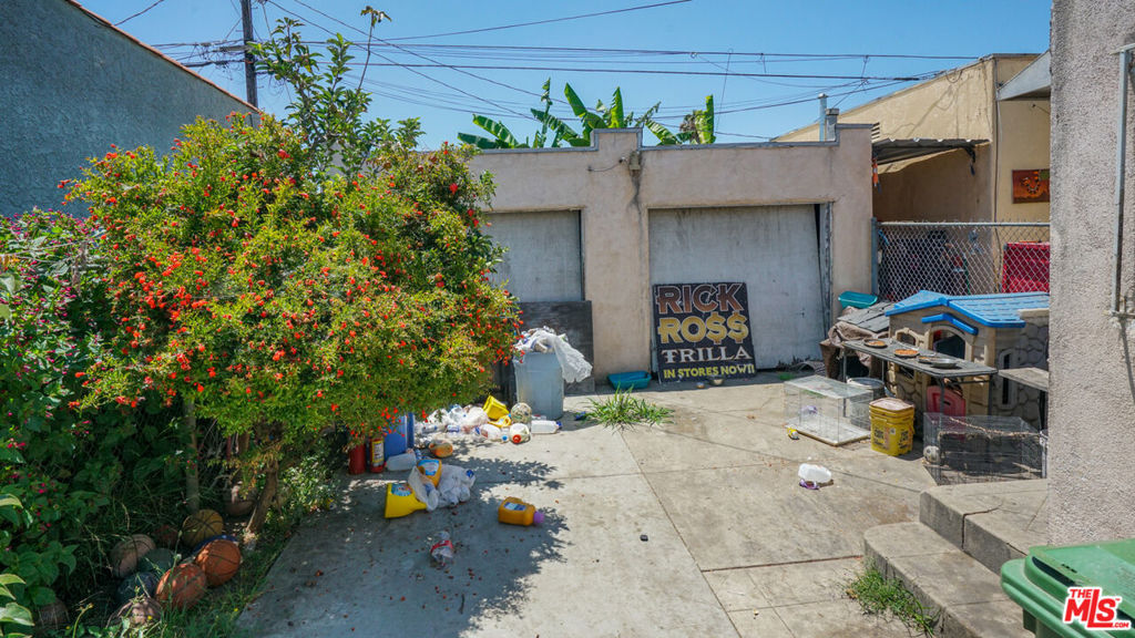 main property photo 8