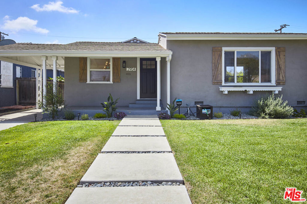 main property photo 6